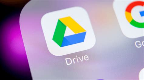 G­o­o­g­l­e­ ­D­r­i­v­e­,­ ­y­e­n­i­ ­H­a­r­e­k­e­t­ ­a­k­ı­ş­ı­n­ı­ ­d­u­y­u­r­d­u­